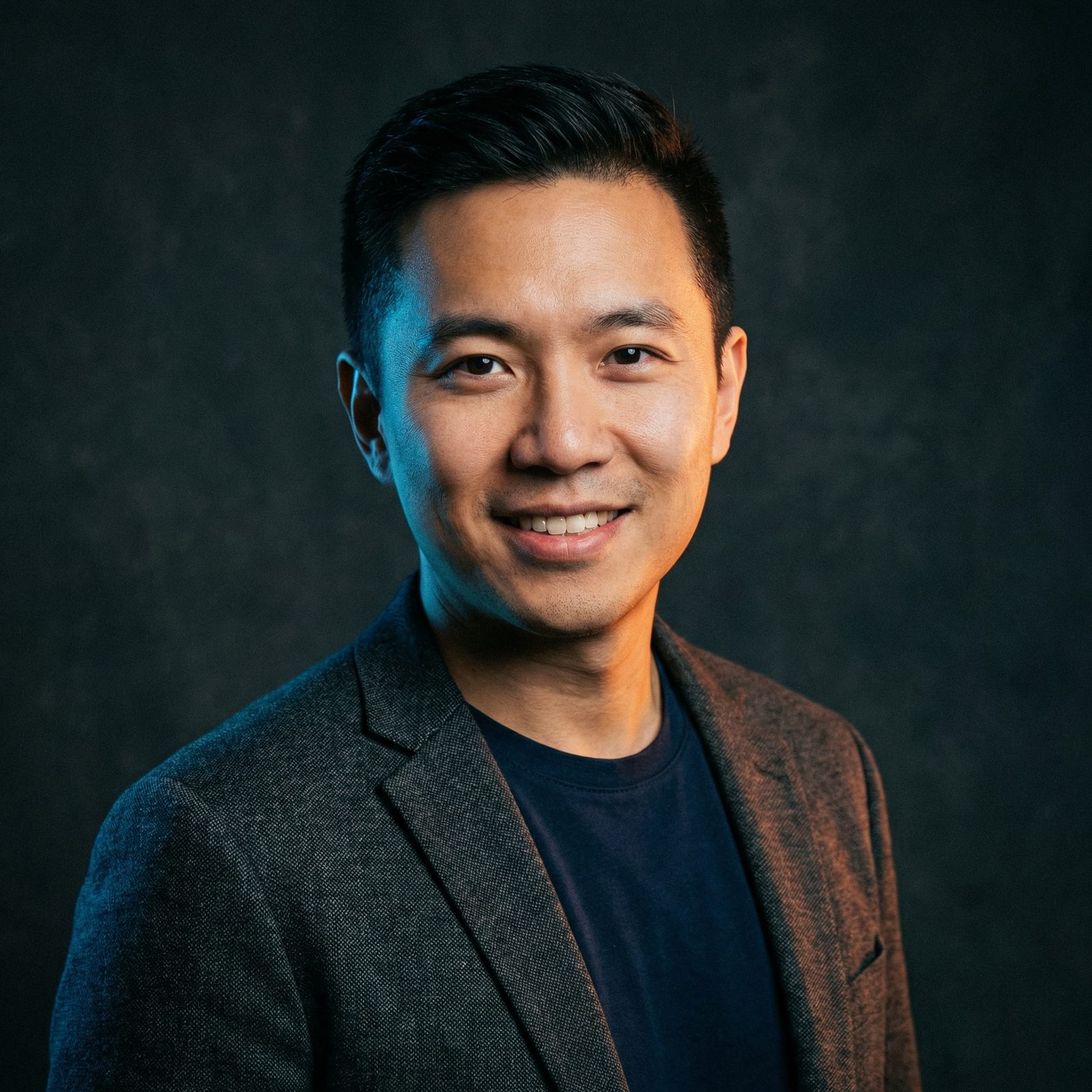 第一导航影视传媒资深制片人王浩然